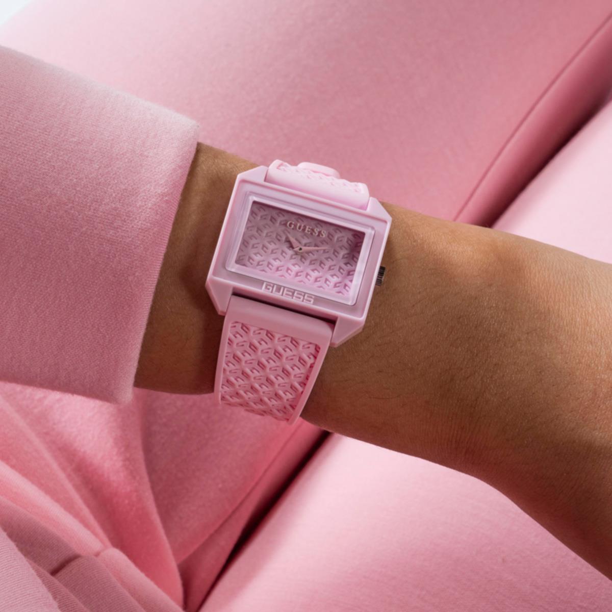 Guess GUGW0677L2 Kadın Kol Saati