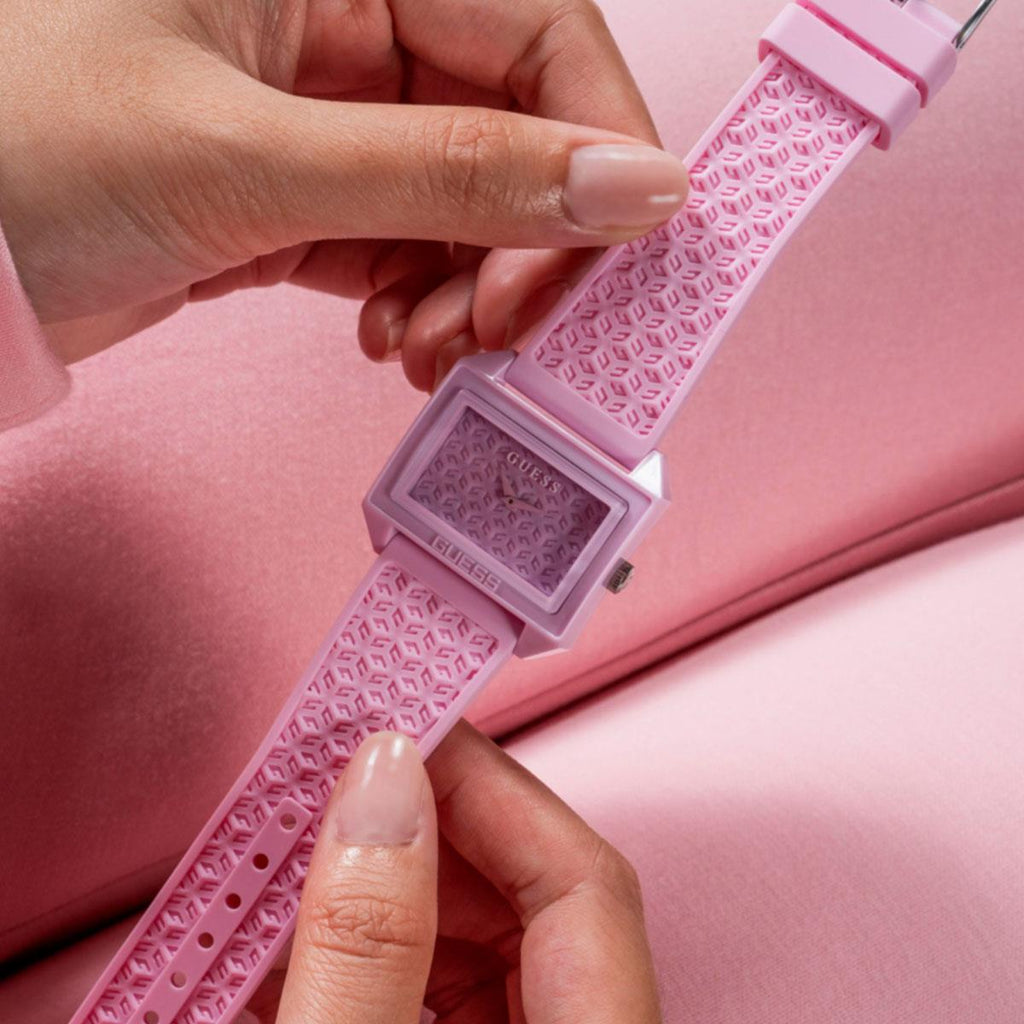 Guess GUGW0677L2 Kadın Kol Saati
