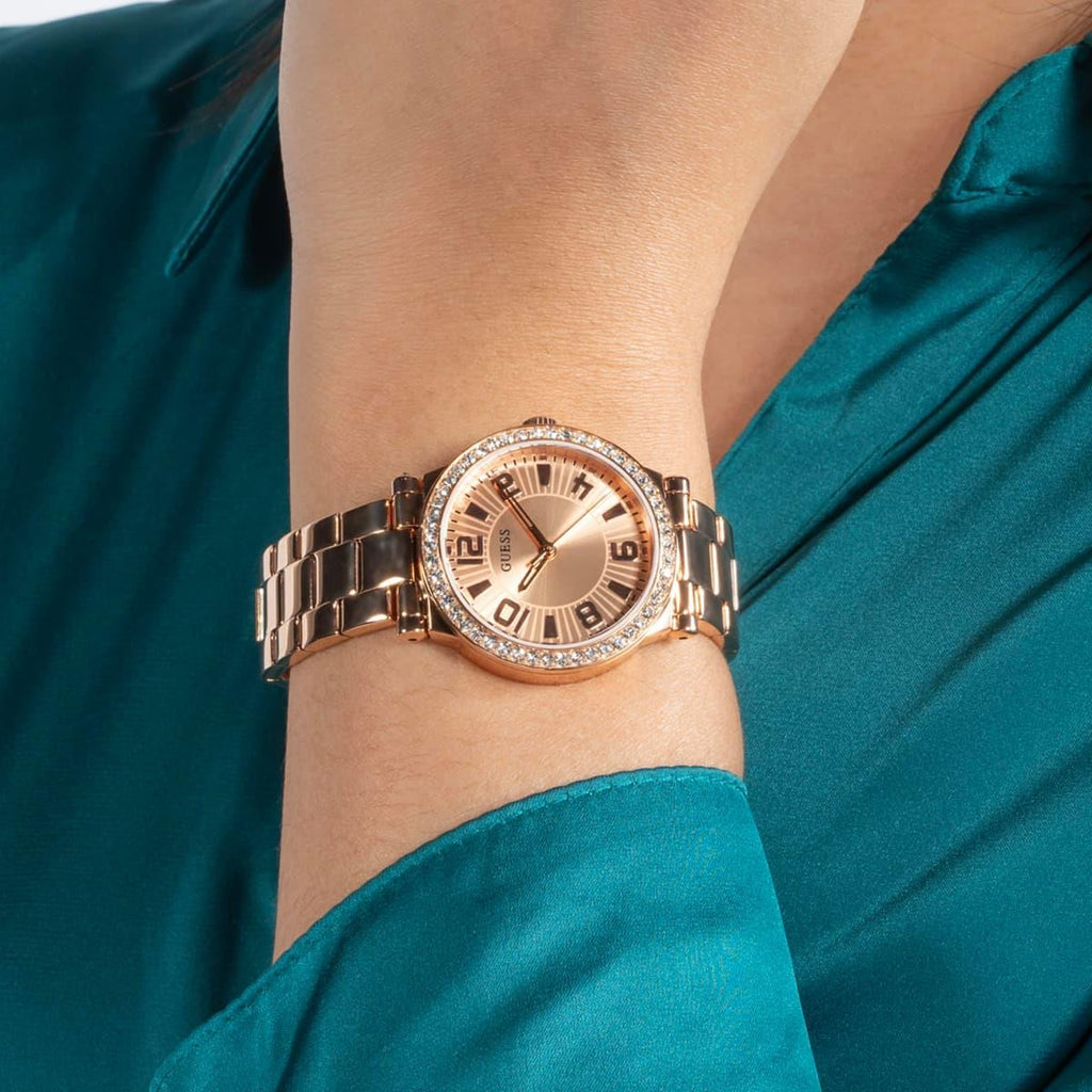 Guess GUGW0686L3 Kadın Kol Saati